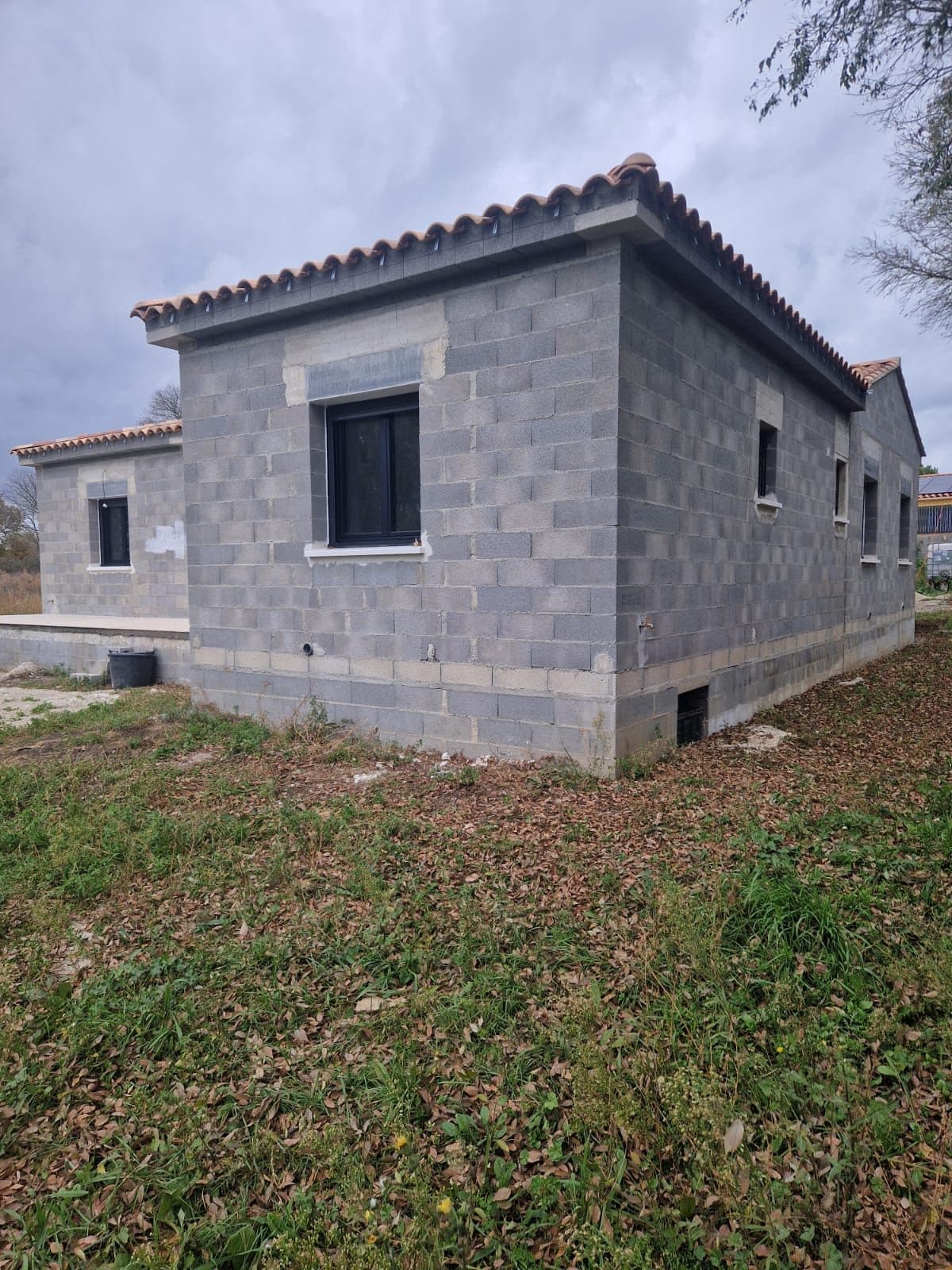Villa Les Amandiers — avant